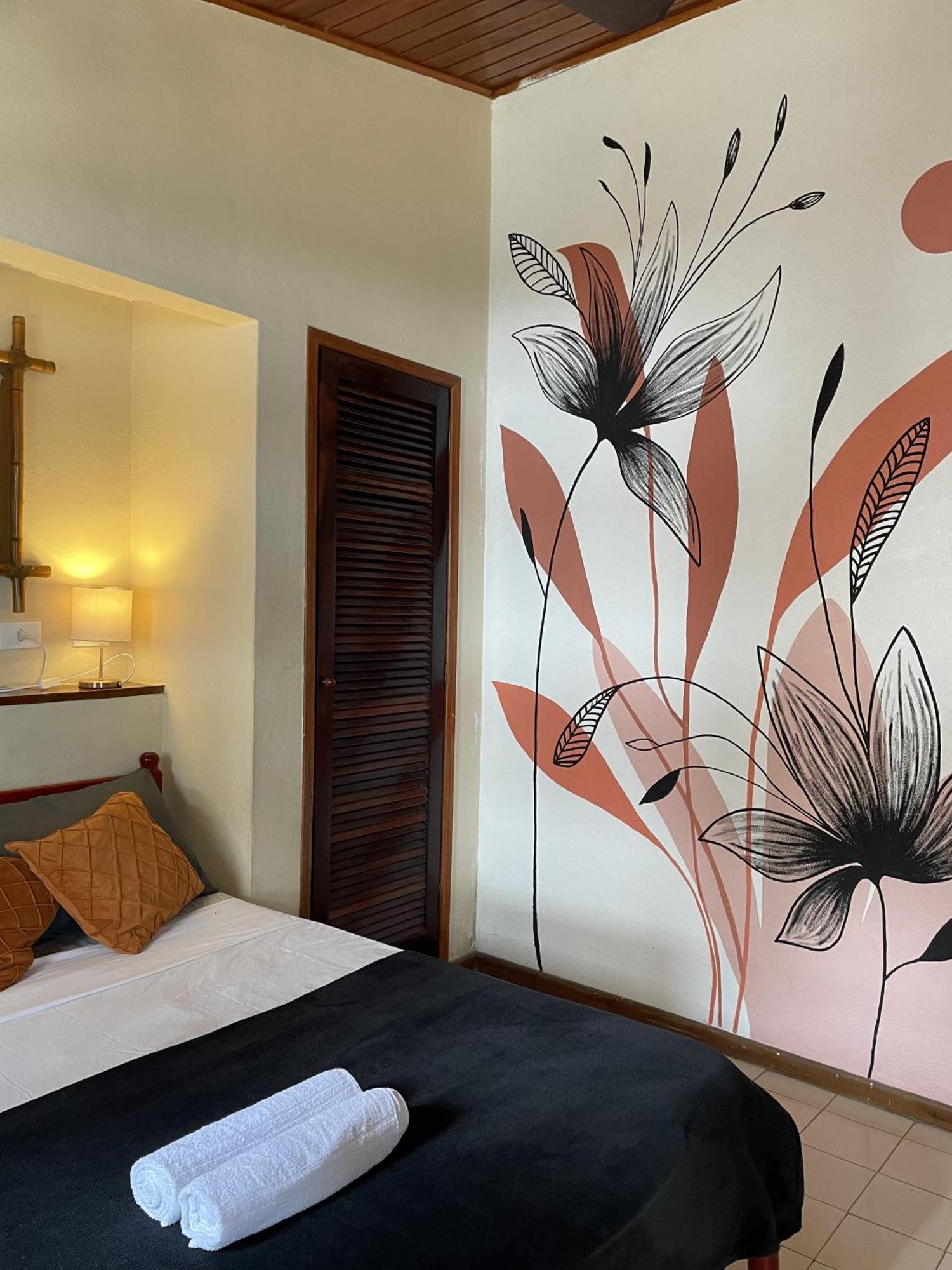 Ka'A Guest House Ubatuba Exterior photo